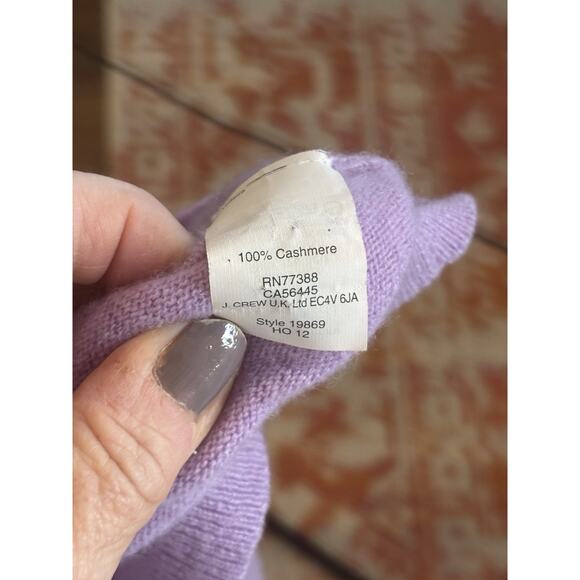 J Crew 100% Cashmere Lilac Light Purple Crew Neck Sweater Size S - Picture 5 of 5